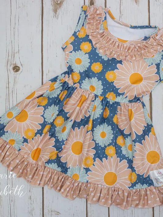 Spring Daisy Dress - Giggles & Baskets